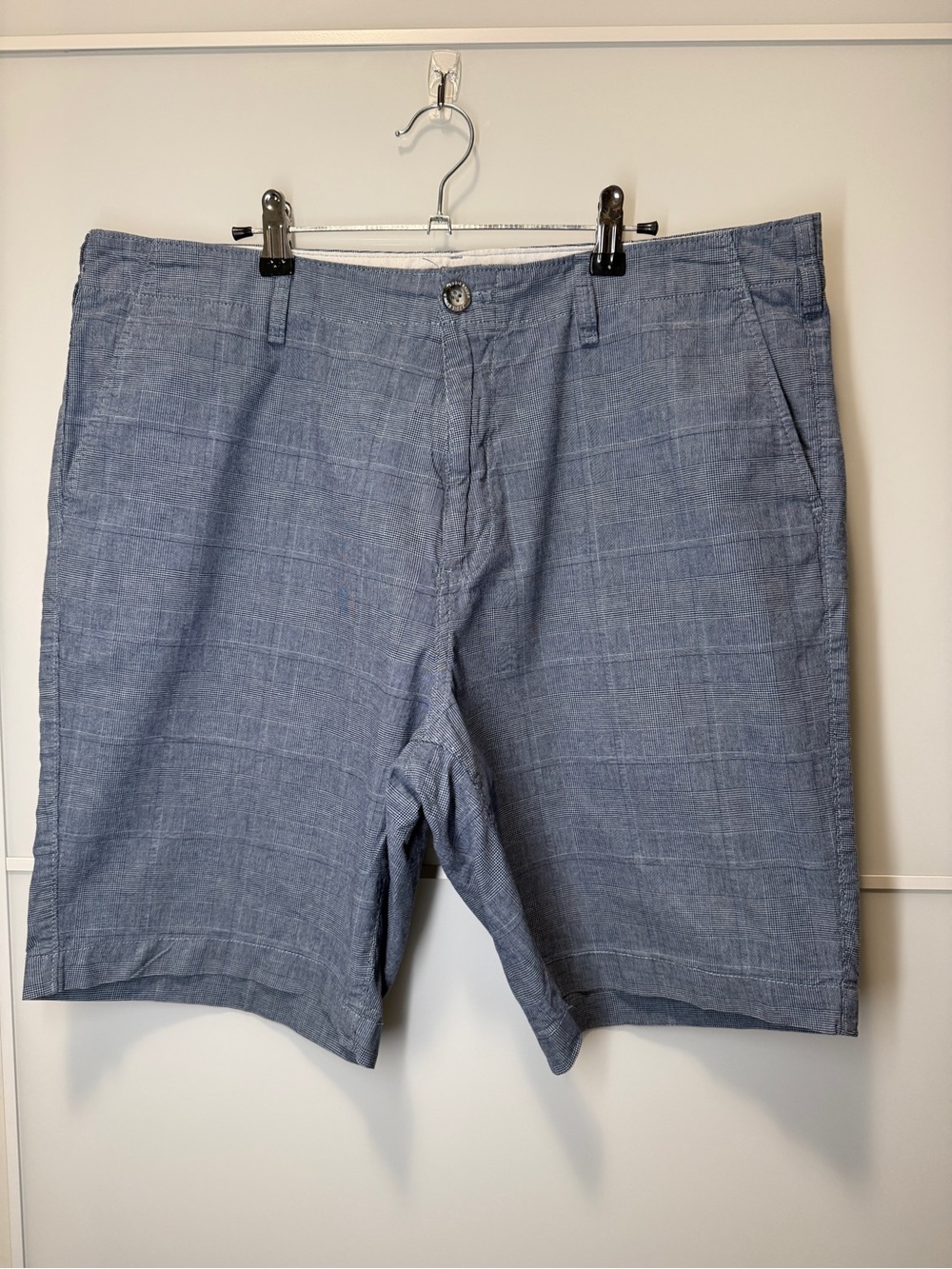 Eddie Bauer Light Blue Linen-Blend Shorts